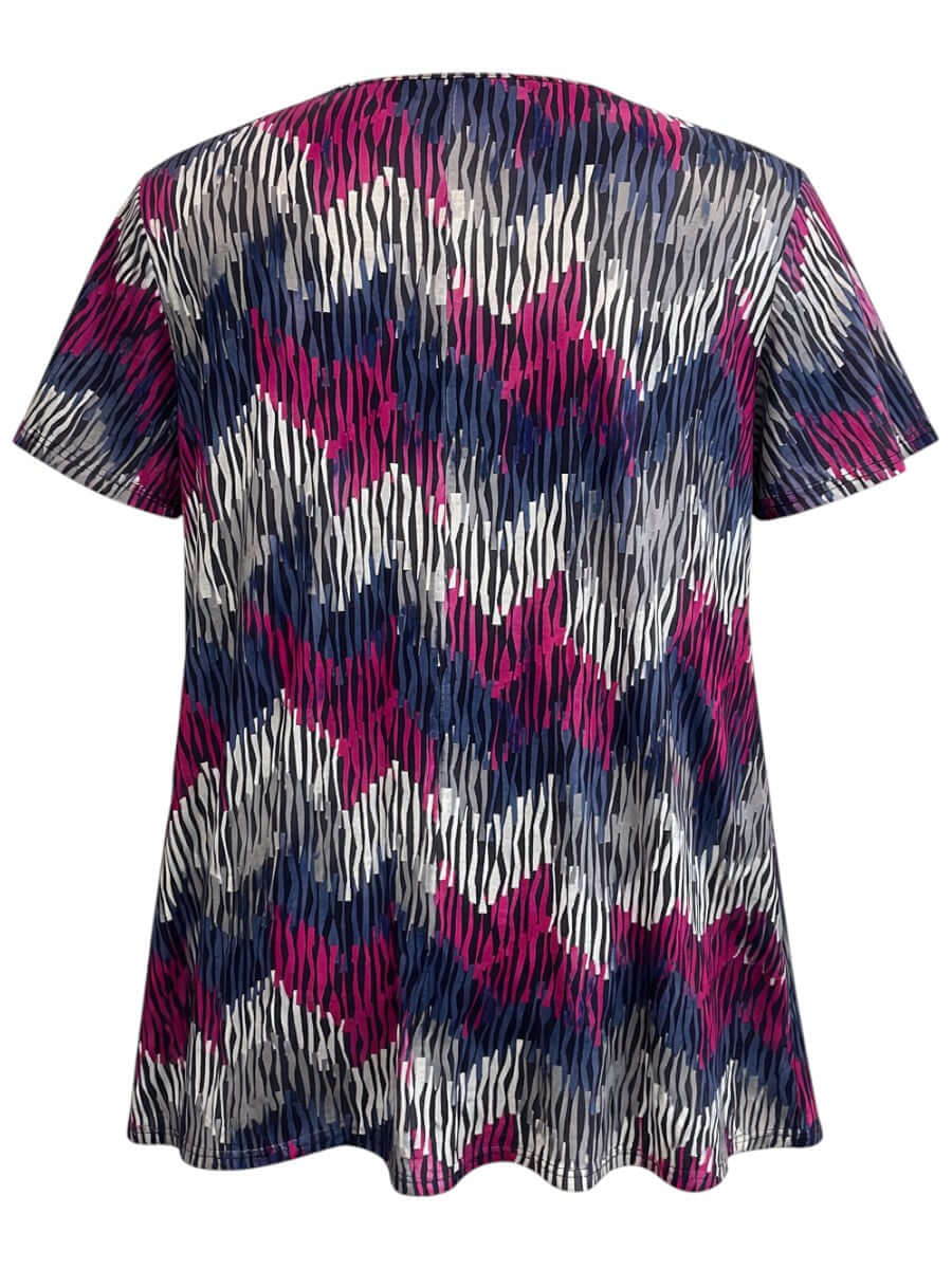 Back view of Women's Plus Size Fernando Top - Plum Print showcasing vibrant chevron pattern in deep magenta and navy.