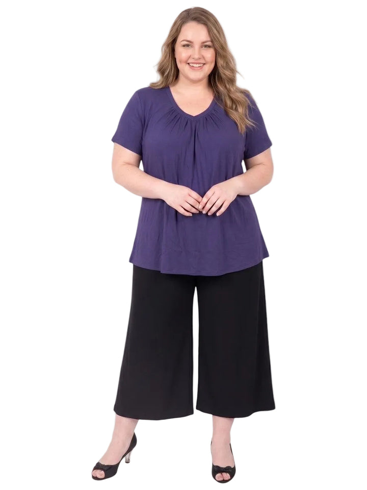 Bright Night Coulottes Capris - Black
