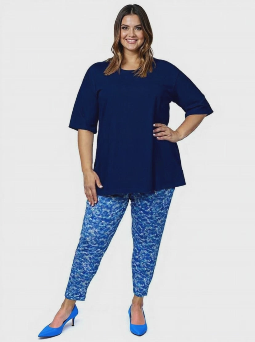 Truly Leggings - Navy Blue Print*